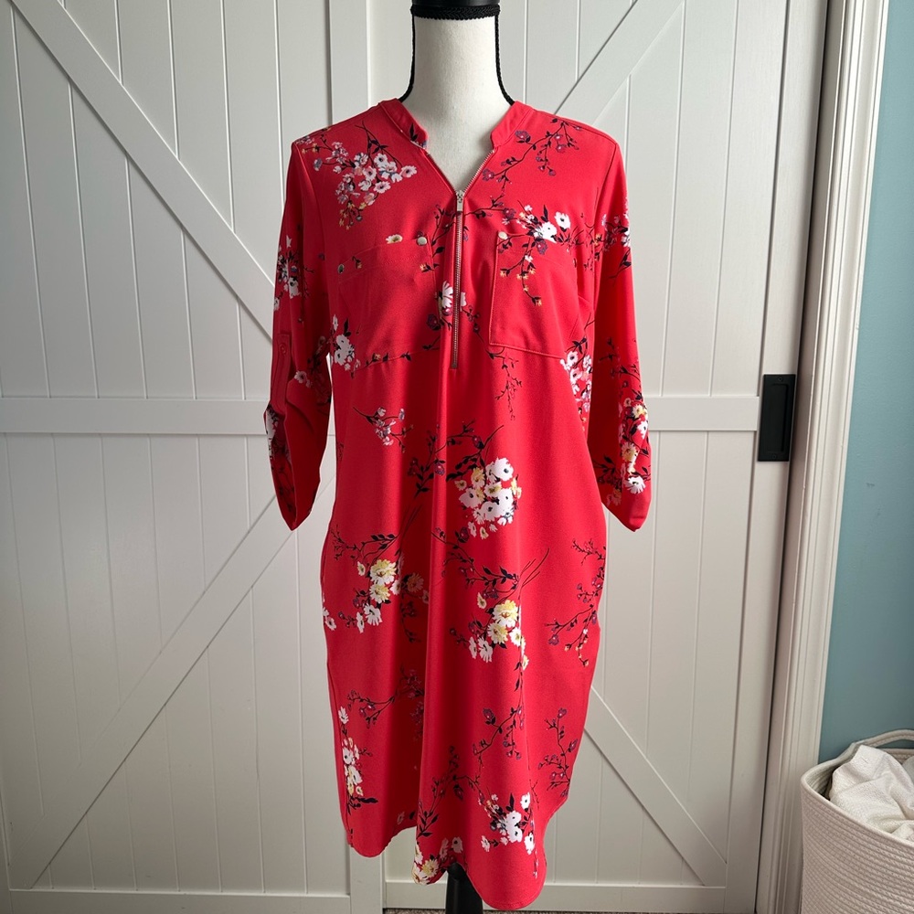 New York & Company Floral Zip Front Dress Size M Red Pockets NWT